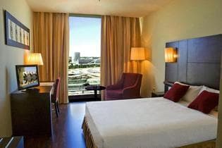 hotel-zaragoza-telefono-direccion