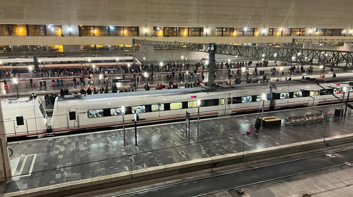 Qué es el «efecto pánico» que se está sufriendo en las conexiones de Zaragoza con Teruel y Valencia