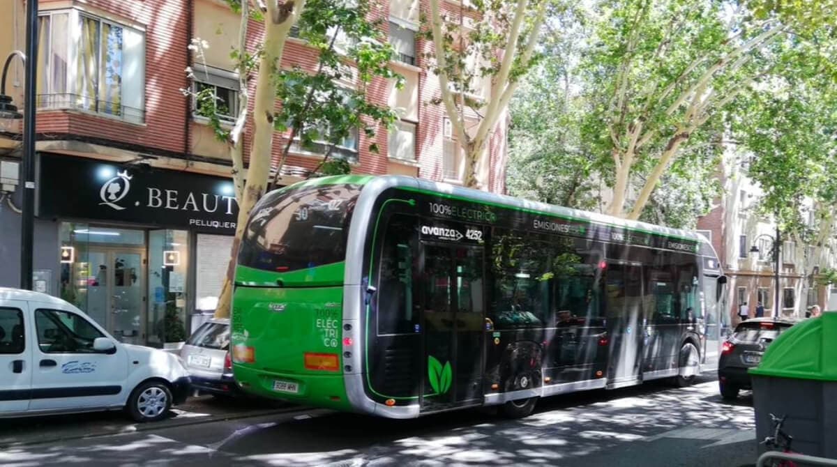 Línea 30 Avanza Zaragoza paradas recorrido