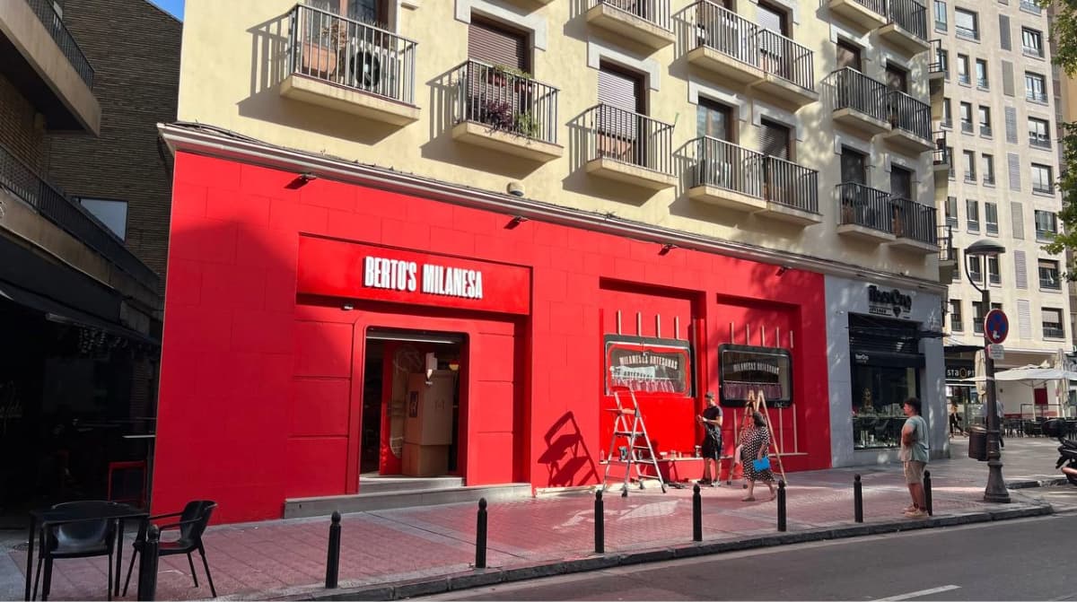 La calle alternativa a Independencia suma un nuevo local gastronómico directo desde Barcelona