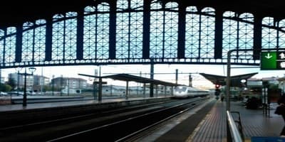 Trenes de Zaragoza a Galicia: horarios y tarifas