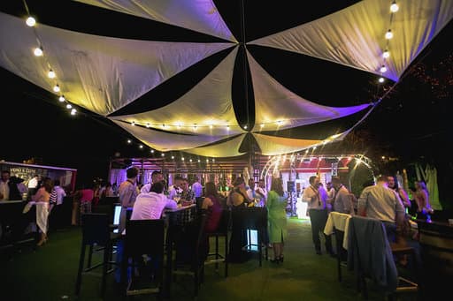 Cenas de verano en la Terraza de Torreluna + Fiesta Eclipse