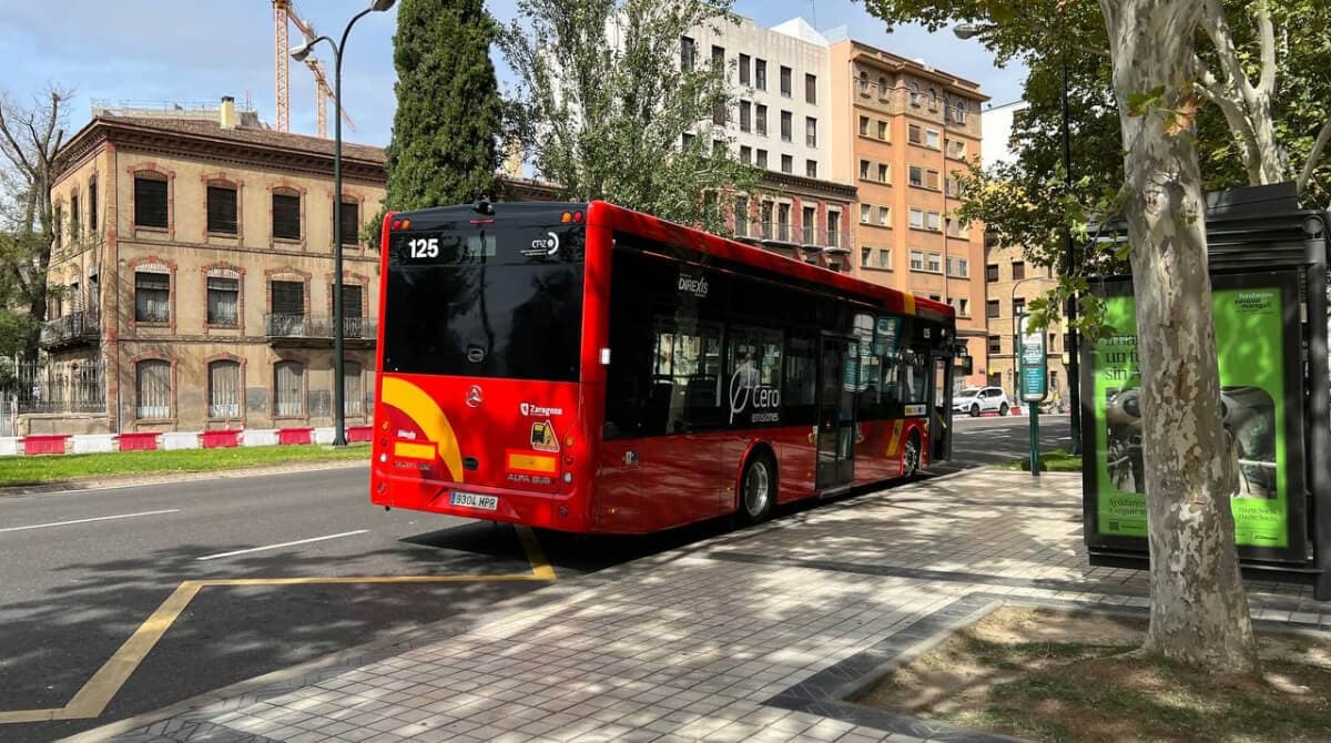 Bus 111 de Zaragoza a Villanueva-Las Lomas-San Mateo de Gállego: horarios, tarifas y recorrido