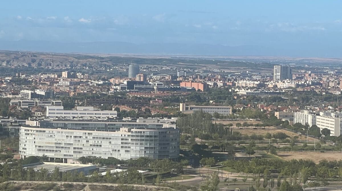 Dos grandes cadenas deportivas competirán en el sur de Zaragoza: serán vecinas en la misma avenida