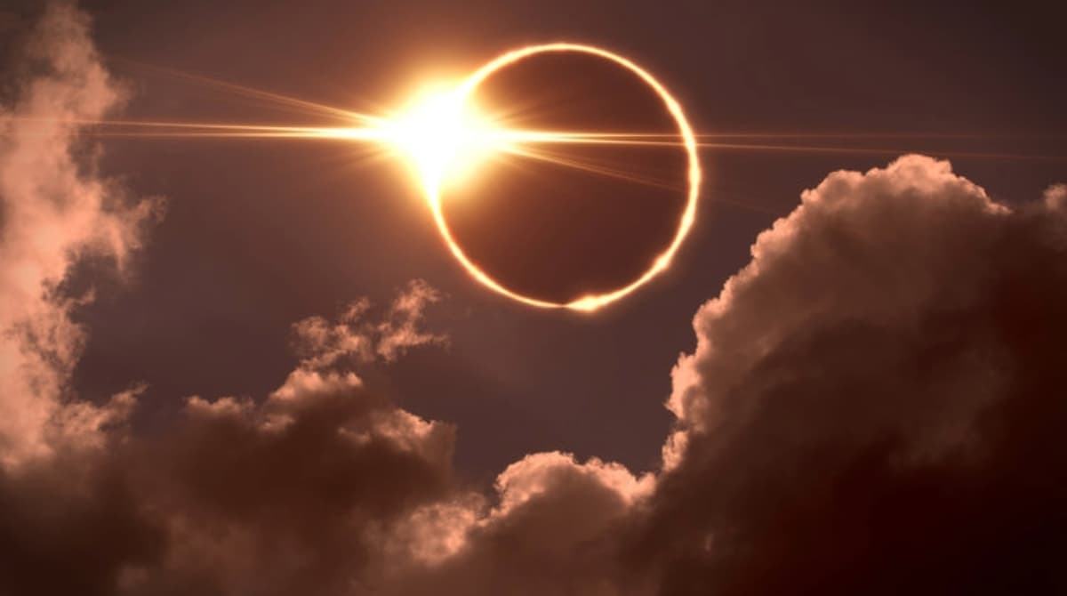 Los mejores sitios para ver el eclipse de sol en Zaragoza y Aragón