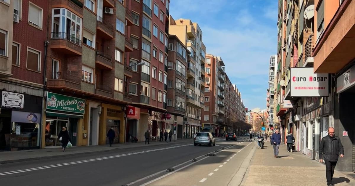 San José y Las Fuentes celebran sus fiestas con cabezudos, charangas, música y actividades para todas las edades