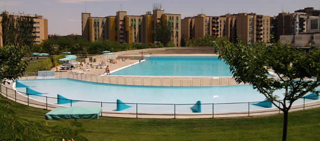 Horario y precios de las entradas a las piscinas de verano en Zaragoza
