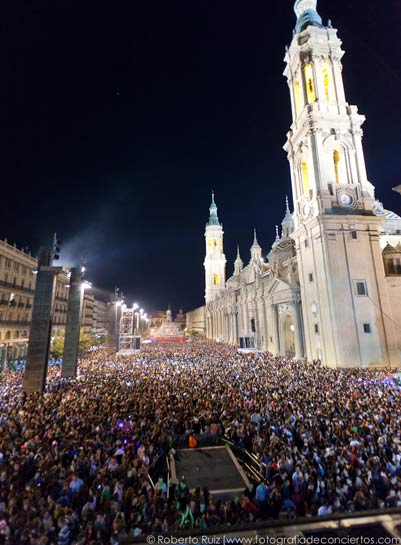 Maxima FM en la Plaza del PIlar de Zaragoza