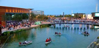 puerto venecia horarios y apertura de festivos