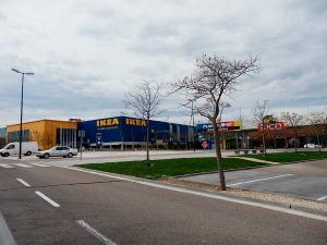 puerto venecia ikea zaragoza