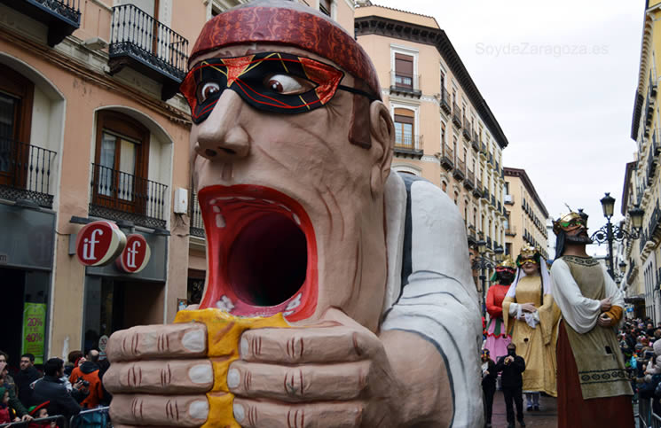 tragachicos-calle-alfonso-carnaval-infantil