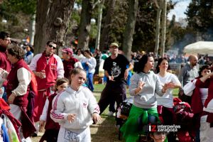 Interpeñas celebra la Cincomarzada en el parque Torre Ramona