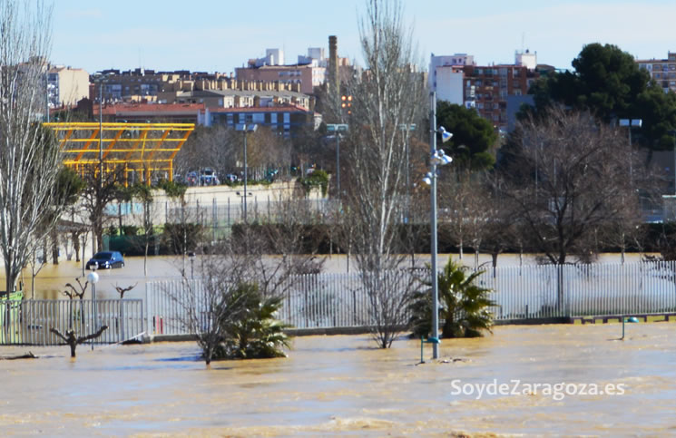 coche-inundado-helios