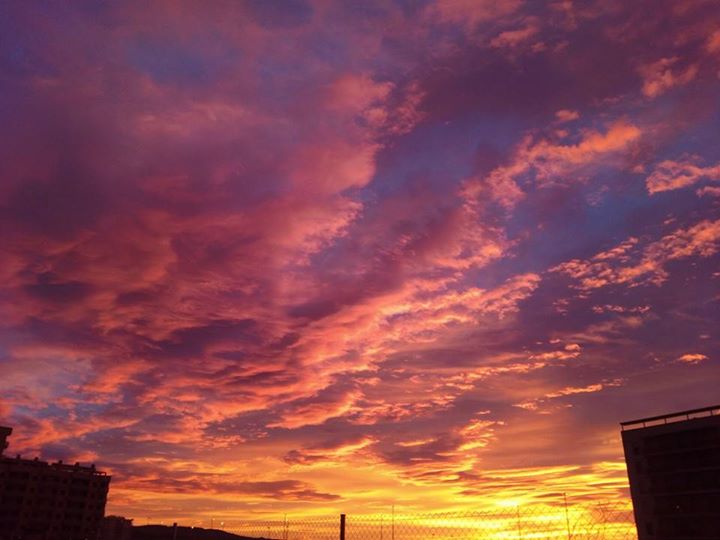 Diana Gonzalvo ha compartido esta imagen del atardecer en nuestro Facebook