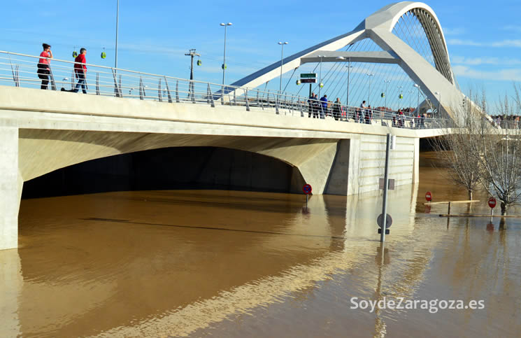 riada-ebro-puente-tercer-milenio-expo-parque-agua