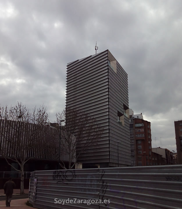 torre-delicias-ciem-zaragoza-avenida-navarra