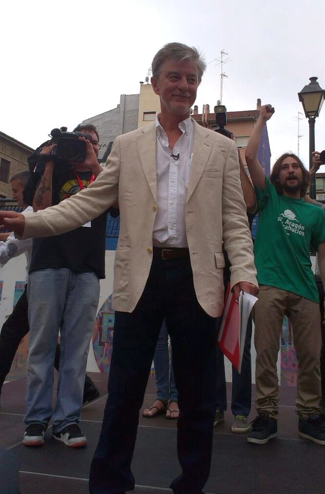 Pedro Santisteve, nuevo alcalde de Zaragoza tras 12 años de gobierno de Belloch.