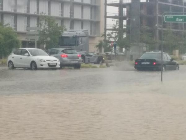 plaza-zaragoza-11-junio-2015-tormenta