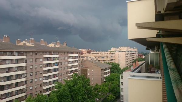 zaragoza-cielo-tormenta-11-junio