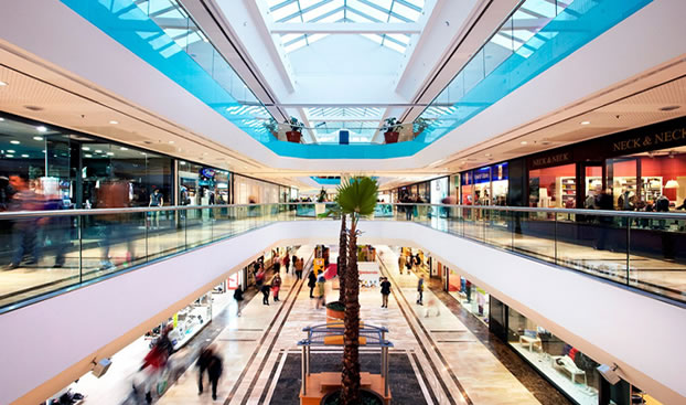 Imagen del interior del centro comercial GranCasa en Zaragoza