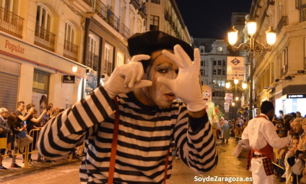 Desfile del Pregón en las Fiestas del Pilar 2016