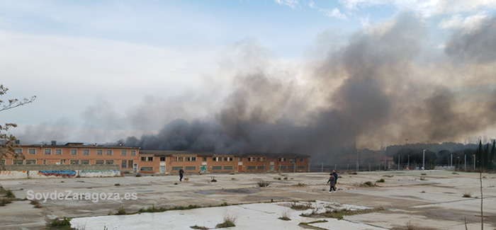 naves-valdefierro-ardiendo