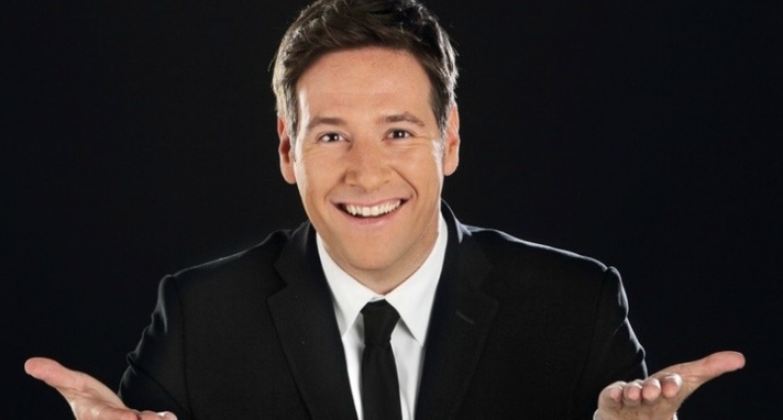Carlos Latre en la ciudad de Zaragoza con 'In Live'