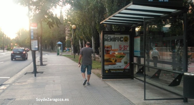 Parada de la línea 29 en Salvador Allende / Avenida San Juan de la Peña