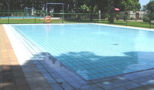 piscinas de zaragoza en garrapinillos