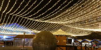 Encendido de luces de Navidad 2025 en Zaragoza: fecha, calles y hora