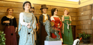 Pasacalles homenaje por el 25 aniversario de la Comparsa de Gigantes y Cabezudos en la Cincomarzada 2024 cinomarzada cabezudos