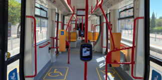Nuevo tranvía de Zaragoza en el interior