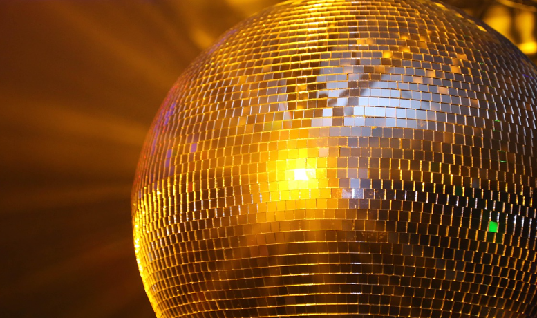 Fiesta Viral Light Zaragoza 2025