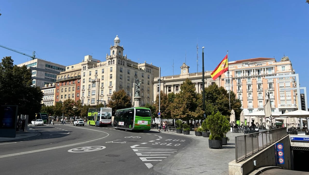 Corte Plaza España Independencia buses